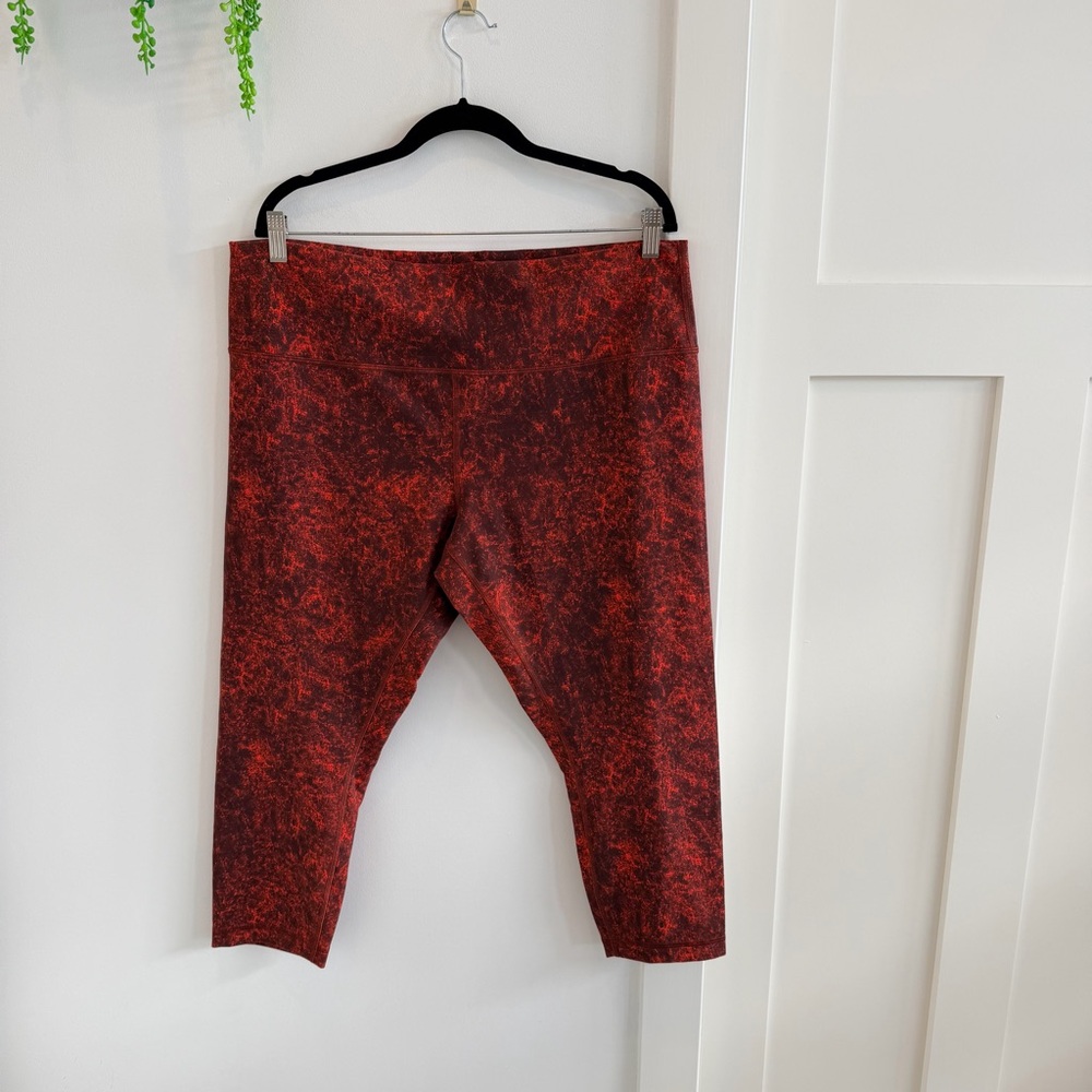 Lululemon Wunder Under Women's Red Printed Cropped Leggings High Rise Size 20